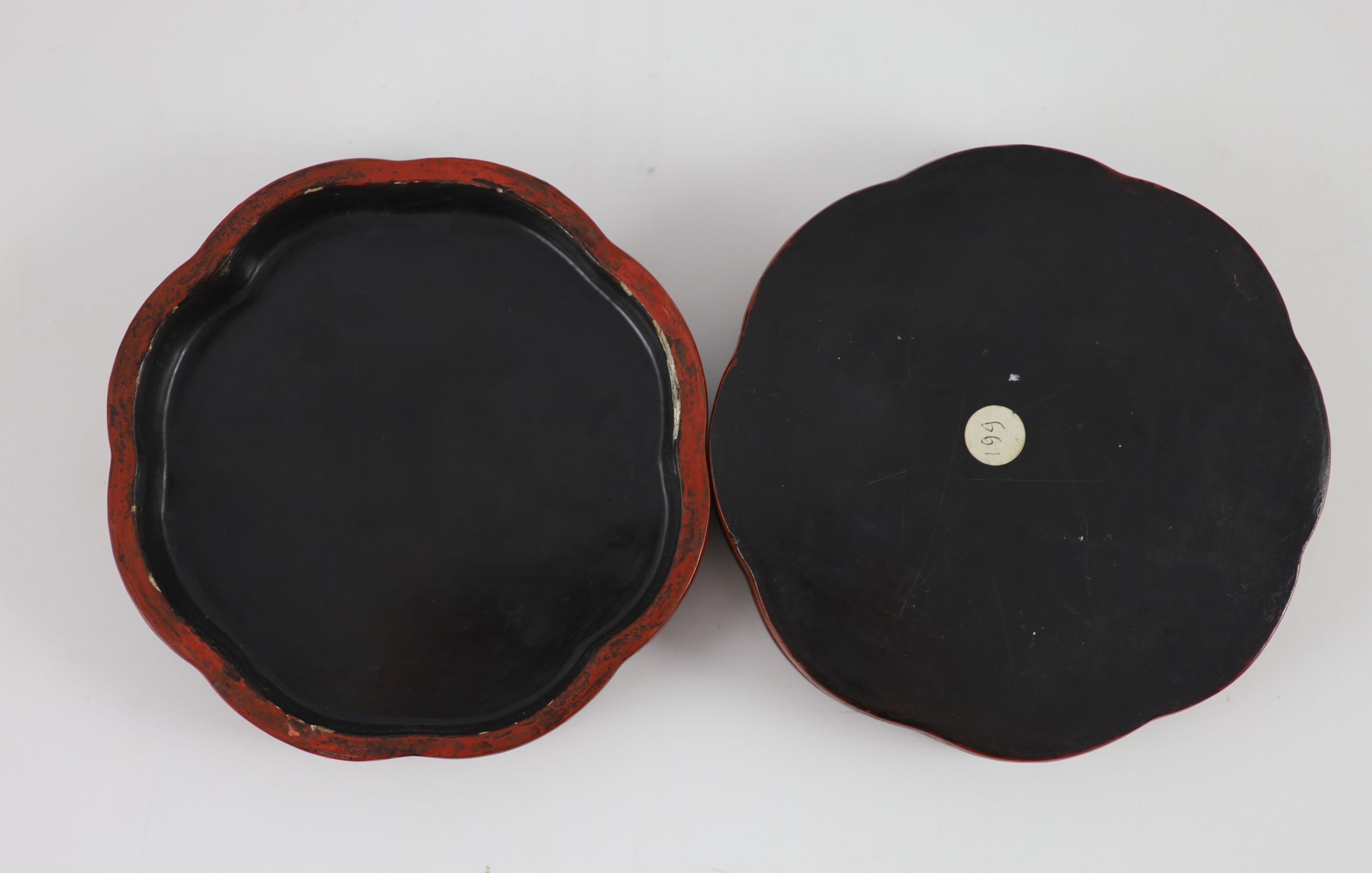 A Chinese cinnabar lacquer ‘boys’ box and cover, 19th century 13.5 cm diameter